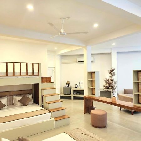 Hotel Blue Note Hikkaduwa Dış mekan fotoğraf